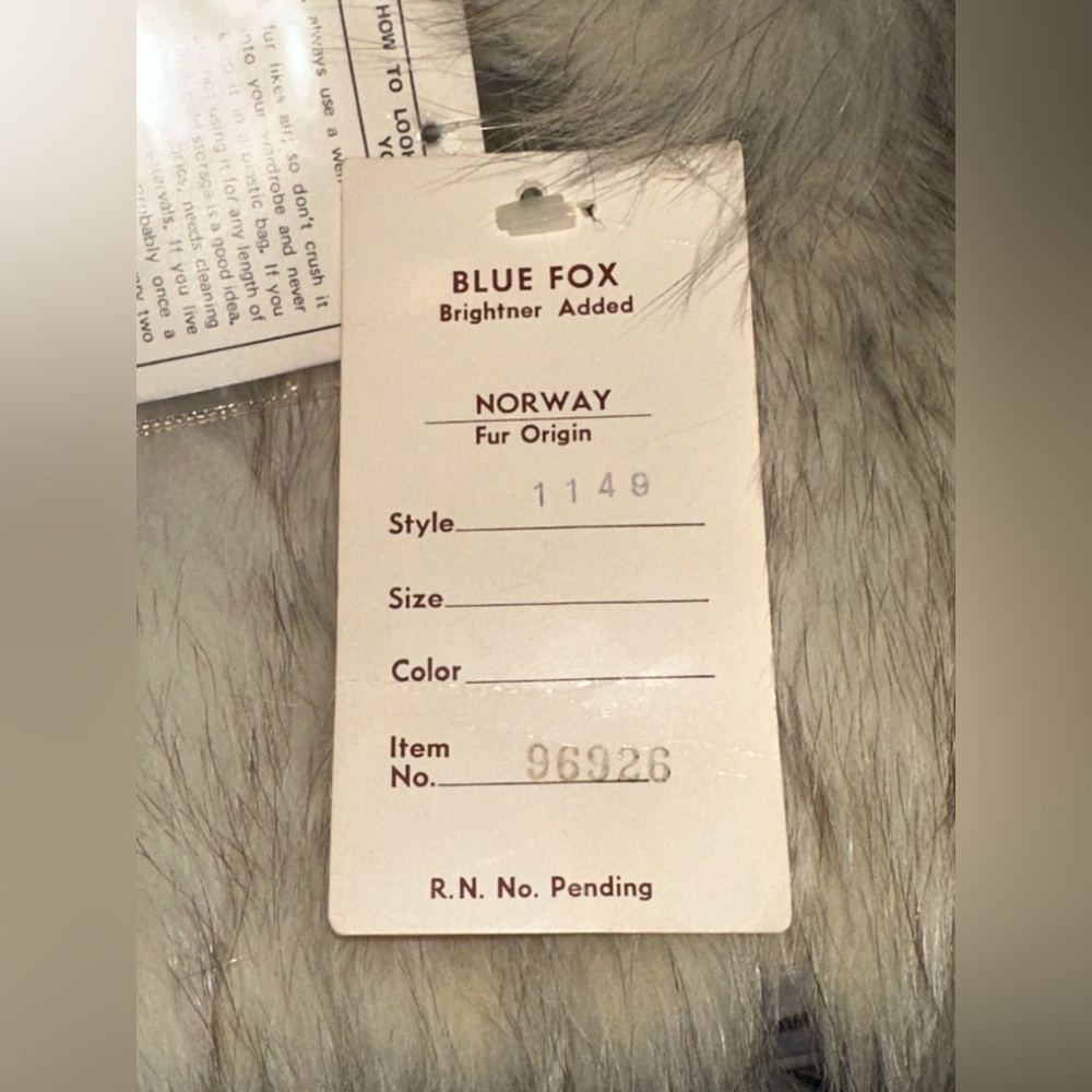VTG Saga Fox Norway Fur Made In Korea Real Genuine Blue Fox Fur Style 1149 READ - Picture 12 of 14